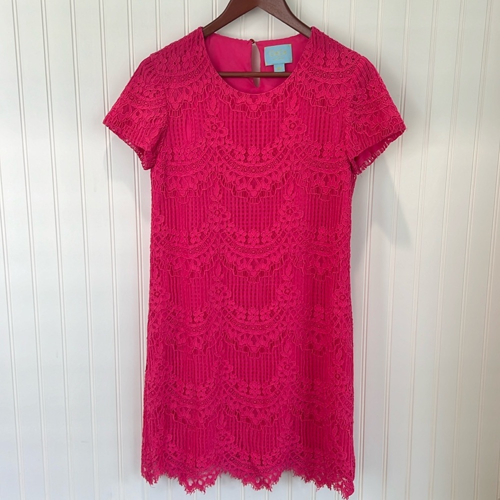 🩷 Lace Shift Dress